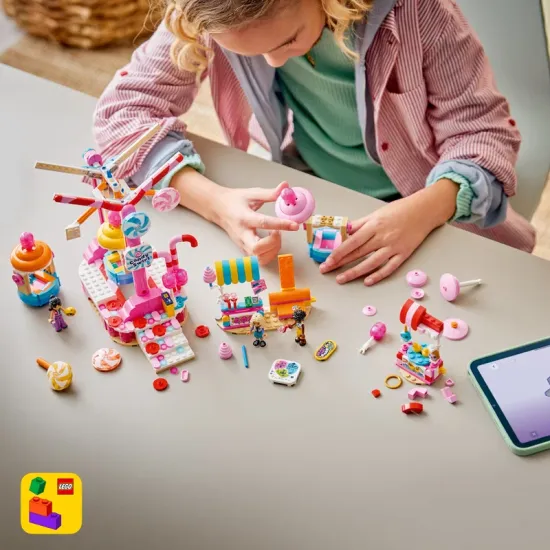 LEGO Friends 42700 Édességek és cupcake körhinta