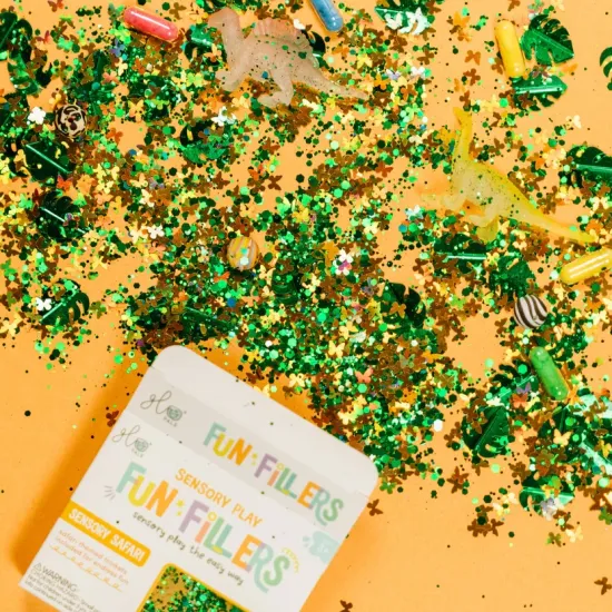 Glo Pals Sensory palack Honey Bee: világító játék gyerekeknek sárga dizájnnal.