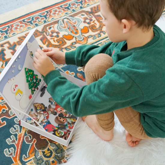 Mágneses könyv karácsonyi témájú gyerekeknek