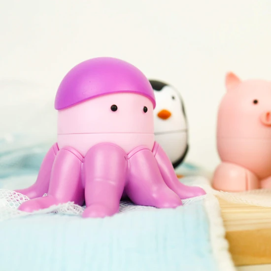 Folding magnetic animals Sea