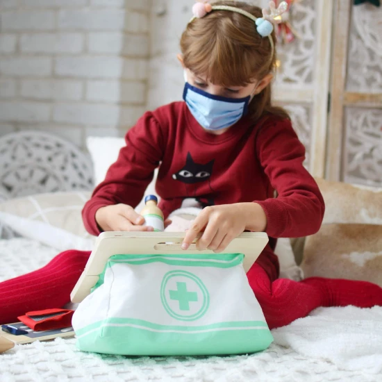 Orvosi felszerelés táskával