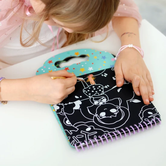 Karcoló blokk Öltöztesd fel a karaktereket Tookyland kreatív készlet