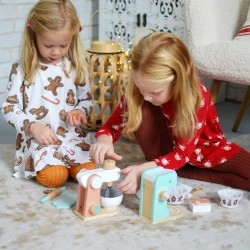 Kávégép tartozékokkal