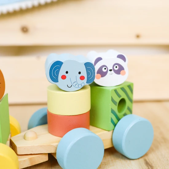 Fából készült összecsukható vonat