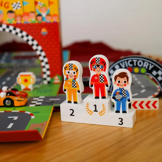 Versenypálya kirakó egy bőröndben Tooky Toy