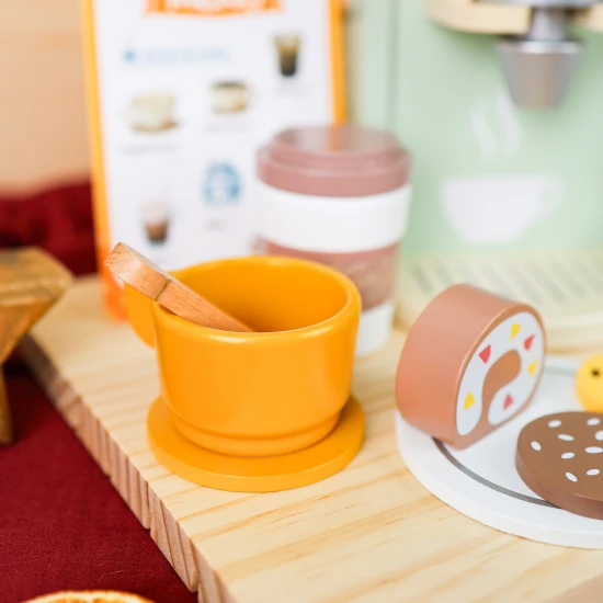 Fából készült kávéfőző gyerekeknek Pasztell