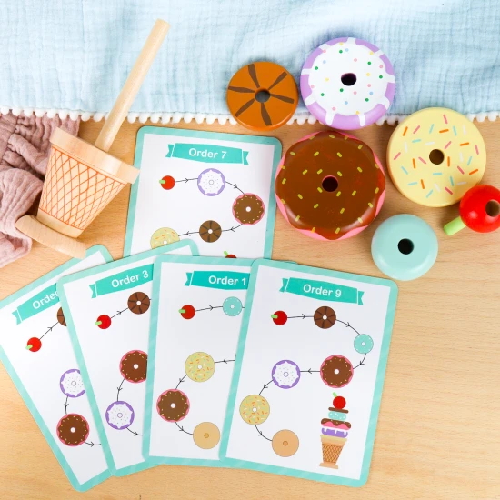 Gyermektorony Állítsd össze a fagylaltodat