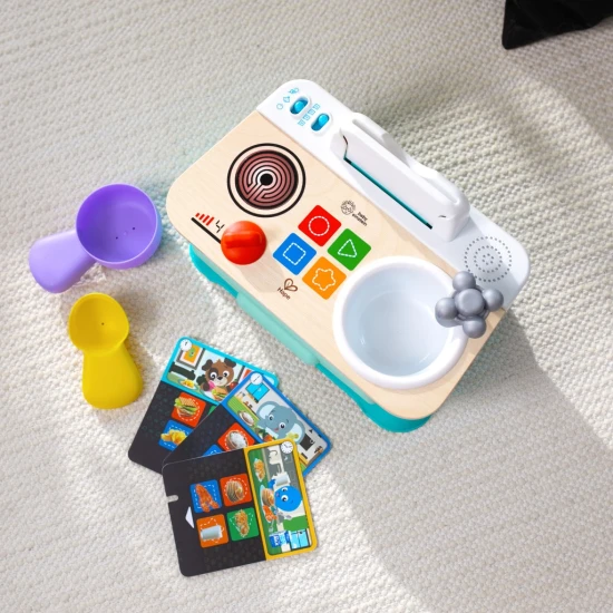 Zenélő játék konyhácska Magic Touch Kitchen™ Pretend to Cook HAPE 9m+ Zenélő játék konyhácska Magic Touch Kitchen™ Pretend to Cook HAPE 9m+ Baby Einstein 12933-6