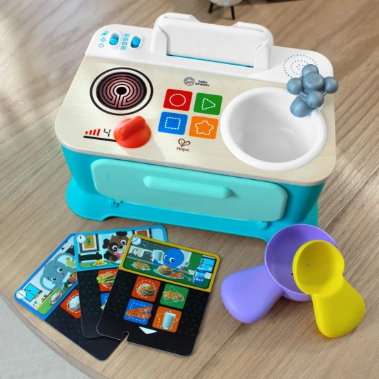 Zenélő játék konyhácska Magic Touch Kitchen™ Pretend to Cook HAPE 9m+ Zenélő játék konyhácska Magic Touch Kitchen™ Pretend to Cook HAPE 9m+ Baby Einstein 12933-6
