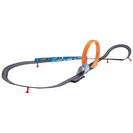 Carrera GO Challenger Hot Wheels autópálya Night Shifter autóval egy 6 m hosszú pályán.
