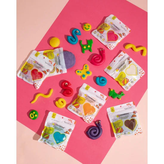 ChildGen Gyurma Ecopack natúr gyurma 9 élénk színben.