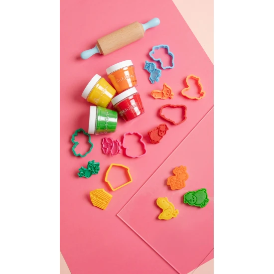 Kreatív Farm ChildGen modellező készlet színes gyurmával, farmvágókkal és fahengerrel