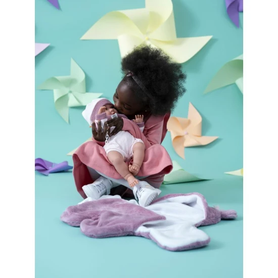 Llorens beszélő baba puha szövettesttel és valósághű hangokkal