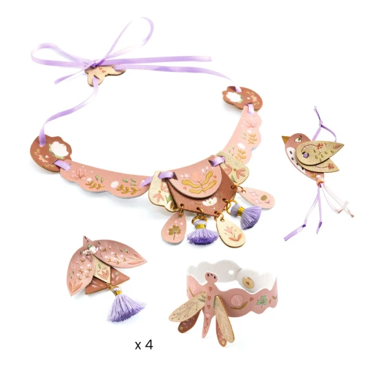 Készítsd el saját ékszereidet Miss Pinky-vel!