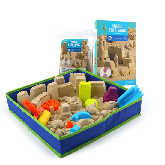 Jarmelo Kinetic Sand Deluxe készlet - Két zsák homok, 18 formázóeszköz és egy járóka