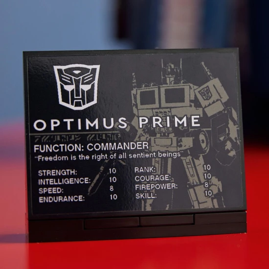 LEGO Creator 10302 Optimus Prime LEGO Creator 10302 Optimus Prime