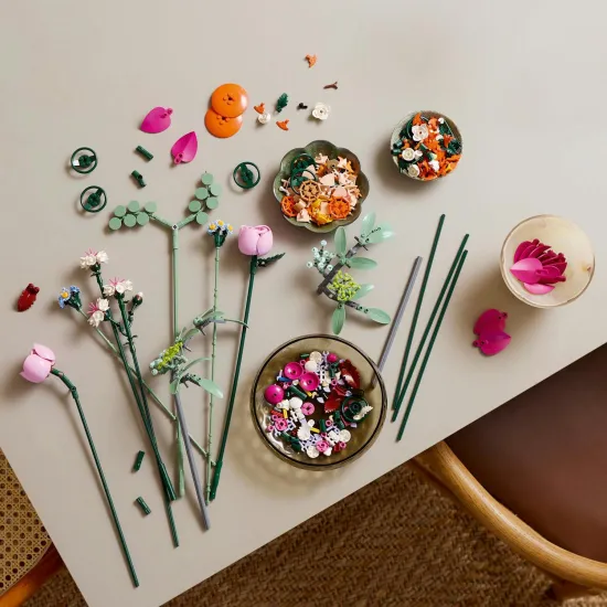 LEGO Botanicals 10280 – gyönyörű rózsaszín virágcsokor