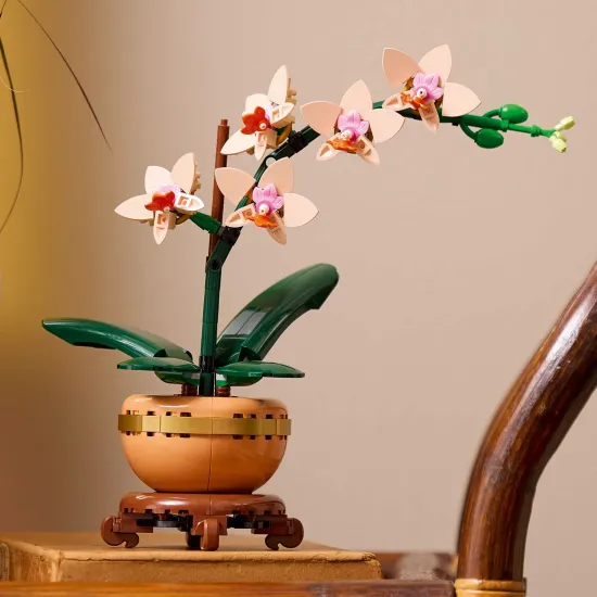 LEGO Botanicals Miniatűr orchidea edényben arany részletekkel