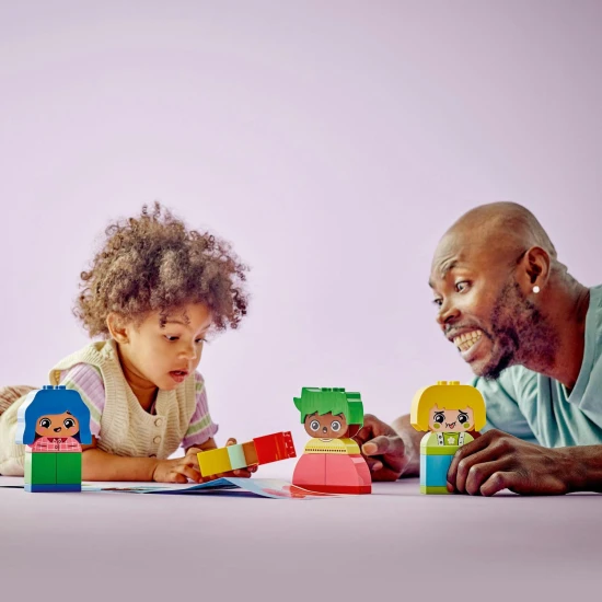 LEGO DUPLO Első érzéseim és érzelmeim LEGO® DUPLO® Első érzéseim és érzelmeim játék változtatható arckifejezésű kisgyermekeknek