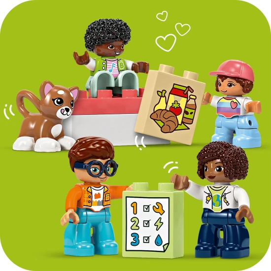 LEGO DUPLO Nagy interaktív közösségi vonat karakterekkel és akciókockákkal