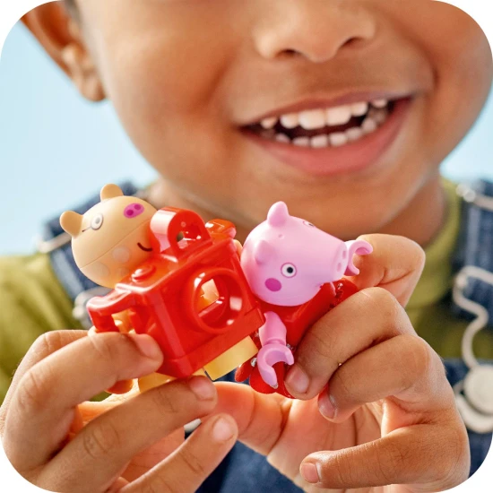 Peppa Pig a LEGO® DUPLO®-val ünnepli születésnapját – dekoráció, torta és szórakozás egy pónival és egy birkával
