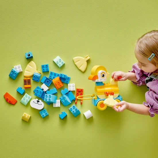 LEGO DUPLO 3 az 1-ben Állatkák kerekeken 10448 – kacsa, hal és kiskutya építőjáték gyermekeknek