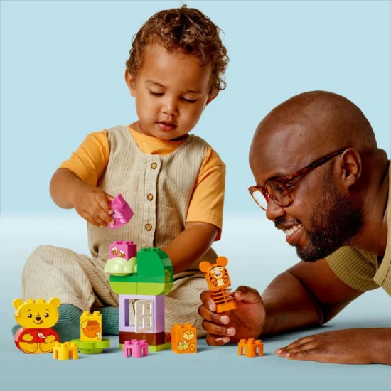 LEGO DUPLO 10457 – Micimackó születésnapi buli figurákkal és ajándékokkal