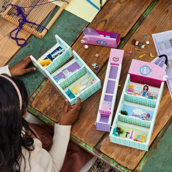 LEGO® Gabina varázslatos háza (10788) 8 színes szobával és gyermekprogramokkal