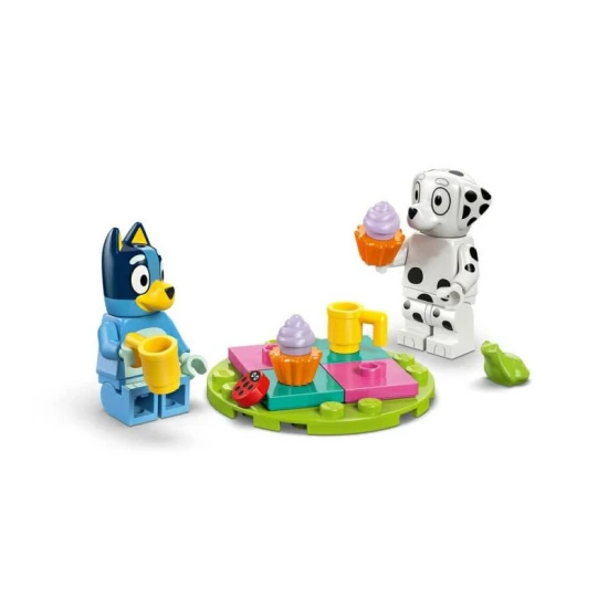 LEGO Bluey 11201 - Játszótéri szórakozás Blueyval és Chloéval