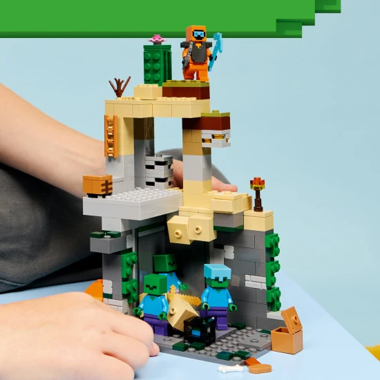 LEGO Minecraft 21587 Zombibörtön LEGO Minecraft 21587 Zombibörtön