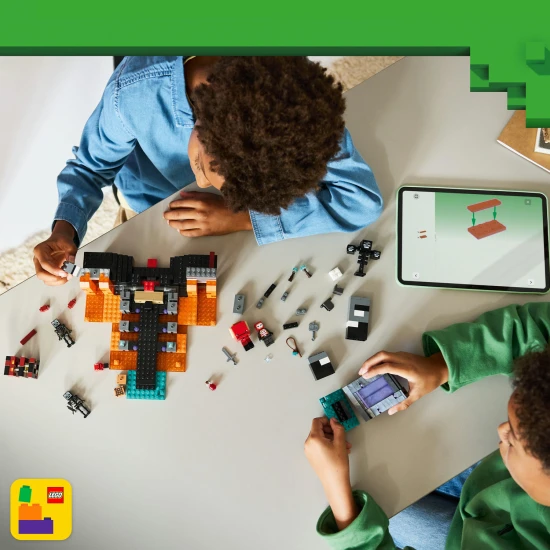 LEGO Minecraft 21590 Harc a Witherrel