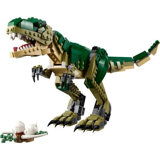LEGO® Creator 3 az 1-ben modellek: T-Rex, Triceratops és Pterodactyl működés közben – a tökéletes készlet a dinoszauruszok szerelmeseinek.