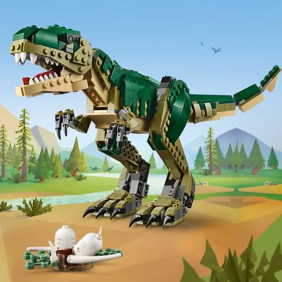 LEGO® Creator 3 az 1-ben modellek: T-Rex, Triceratops és Pterodactyl működés közben – a tökéletes készlet a dinoszauruszok szerelmeseinek.