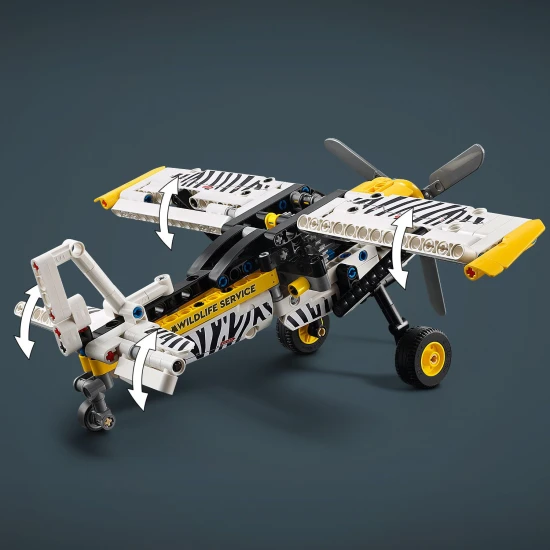 LEGO® Technic 42198 Repülőgép a távoli területekre – Forgó propellerrel és zebrával rendelkező modell.