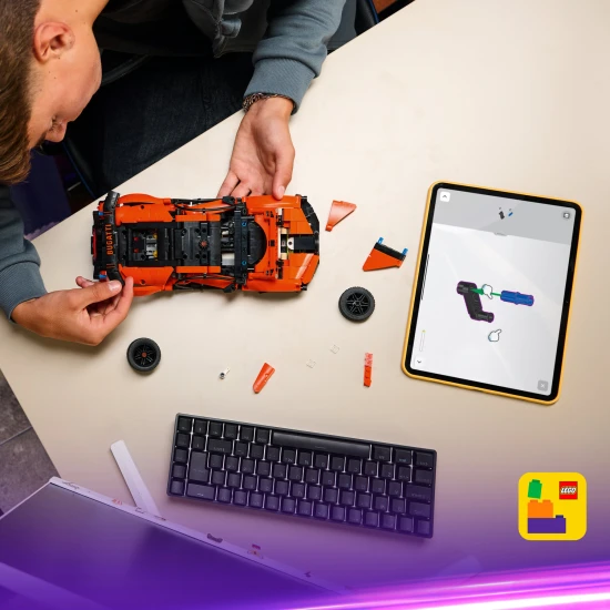 LEGO 42222 Bugatti Chiron Pur Sport hiperautó LEGO 42222 Bugatti Chiron Pur Sport hiperautó