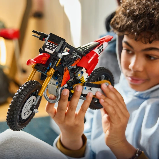 LEGO Technic 42238 Ducati Desmo450 MX Factory motorkerékpár LEGO Technic 42238 Ducati Desmo450 MX Factory motorkerékpár