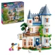 LEGO Friends Stílusos szálloda egy kastélyban francia dizájnnal, luxuslakosztály karmos lábfürdővel, télikert, recepciós pult és egy titokzatos tetőtér, tele történelmi műtárgyakkal.