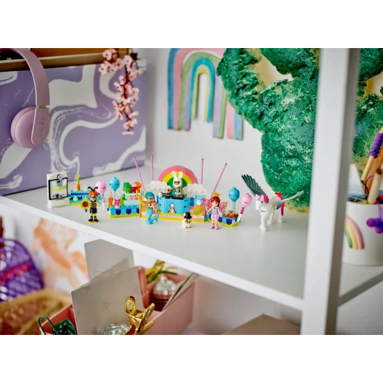 LEGO Friends 42661 Jelmezparti egyszarvúval és tündérrel LEGO Friends jelmezparti, tele varázslattal és fantáziával