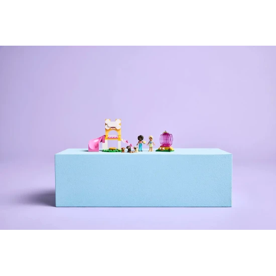 LEGO Friends 42665 Játszótér kölyökkutyáknak LEGO Friends Játszótér kölyökkutyáknak – imádnivaló szórakozás a kis kutyabarátoknak