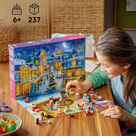 LEGO Friends Adventi naptár 2025 42668 – 5 minibaba, 5 háziállat és 24 meglepetés ünnepi tevékenységekkel