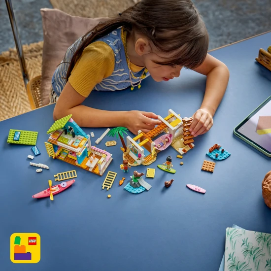 LEGO Friends 42699 Fóka tengerparti ház