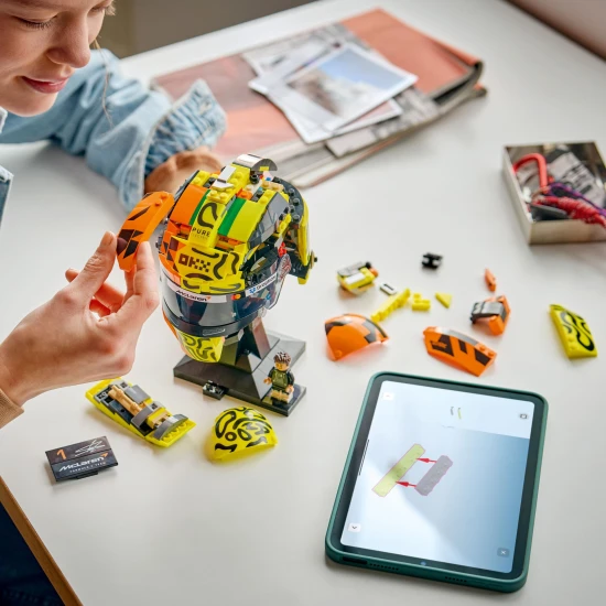 LEGO Editions 43023 Lando Norris McLaren Mastercard F1® sisak LEGO Editions 43023 Lando Norris McLaren Mastercard F1® sisak