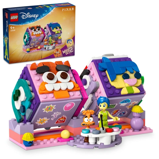 LEGO® Disney In Head 2 filmkészlet 2 megépíthető kockával, Joy and Anxiety mini babákkal, szeszélyes jelekkel, valamint Foreman és Margie figurákkal. A makett színes emléklabdákat és egy kockáknak való kiállítási standot tartalmaz.