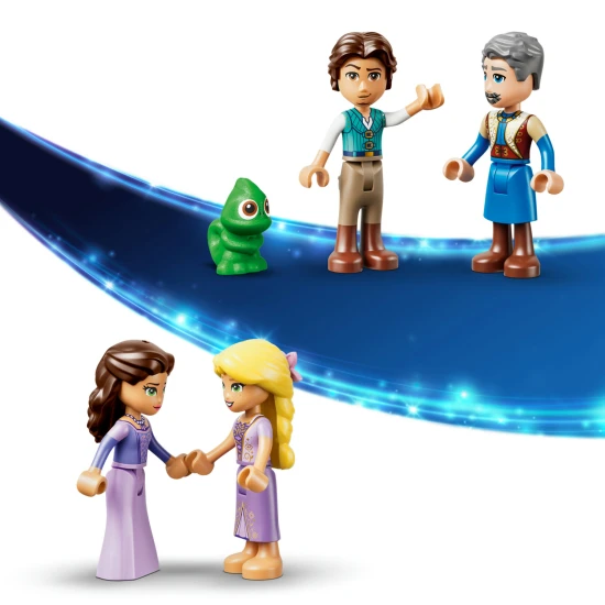 LEGO Disney 43297 Aranyhaj hercegnő kastélya