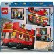 Nagyszerű emeletes LEGO® városnéző busz mindkét emeleten kényelmes ülésekkel, kidolgozott részletekkel és különféle játéktartozékokkal, mint például mikrofon, telefon és kamera.