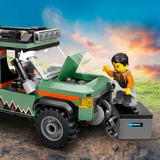 LEGO CITY 4x4 terepjáró hegyi teherautó működő csörlővel és kalandfelszereléssel