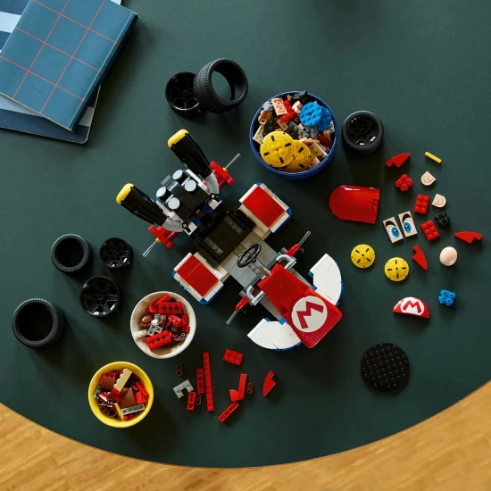 LEGO 72037 Mario Kart™: Mario és Standard Kart LEGO 72037 Mario Kart™: Mario és Standard Kart