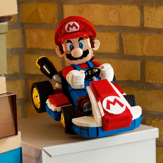 LEGO 72037 Mario Kart™: Mario és Standard Kart LEGO 72037 Mario Kart™: Mario és Standard Kart