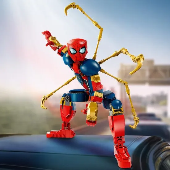 LEGO Iron Spider-Man robotkarokkal, Vas Pókember akciófigura, LEGO Iron Pókember akciópózok, Vas Pókember modern páncélzattal