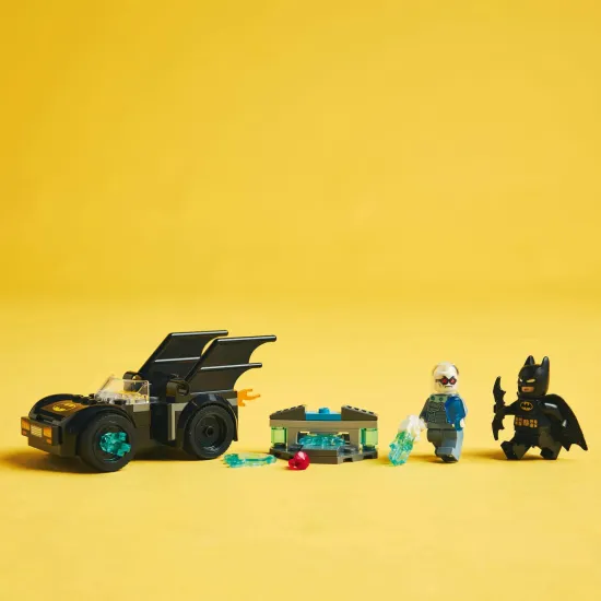 Batmobile vs. mr. Freeze – ki nyeri meg az epikus csatát?